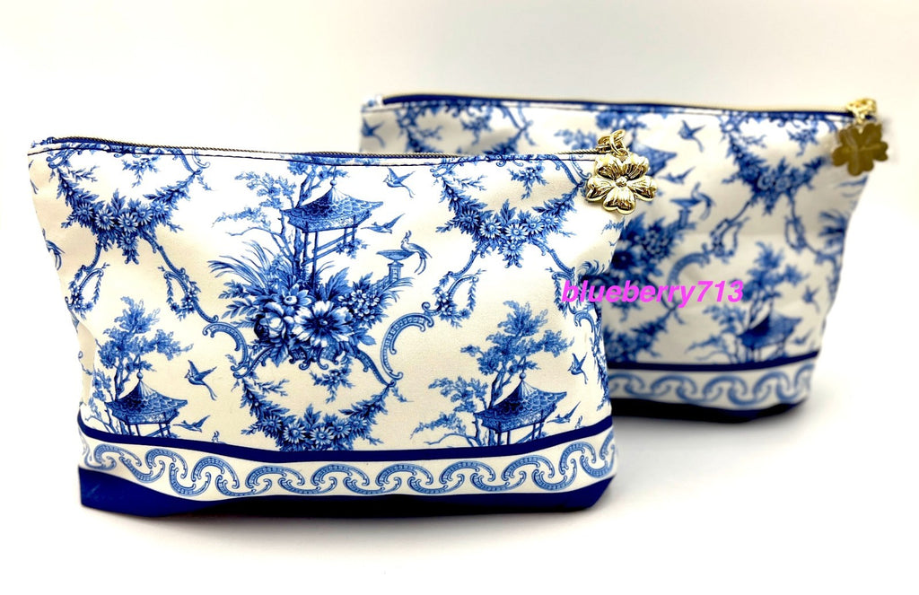 2-Piece Makeup Bag Set with Blue Flower and Bird Print, Zipper Closure