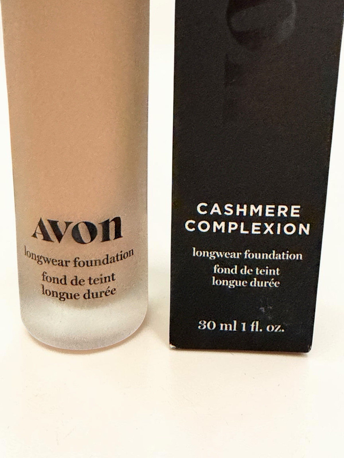 Longwear Foundation with 24-Hour Coverage - Cashmere Complexion