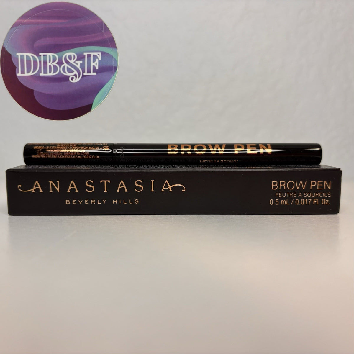 Waterproof Brow Pen in Medium Brown with Fine Tip - Natural Hair-Like Strokes
