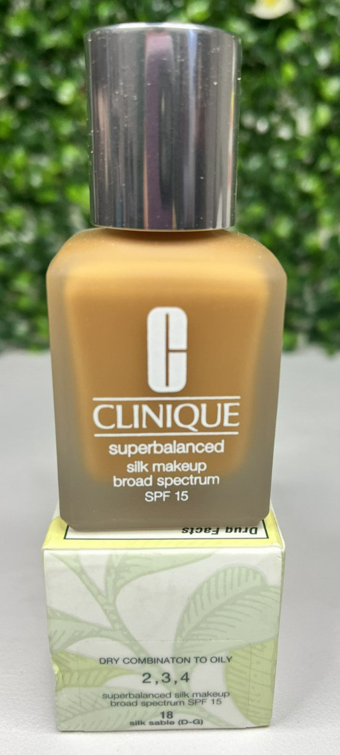 Clinique Superbalanced Silk Makeup Broad Spectrum SPF 18 - Silk Sable 1.0 oz