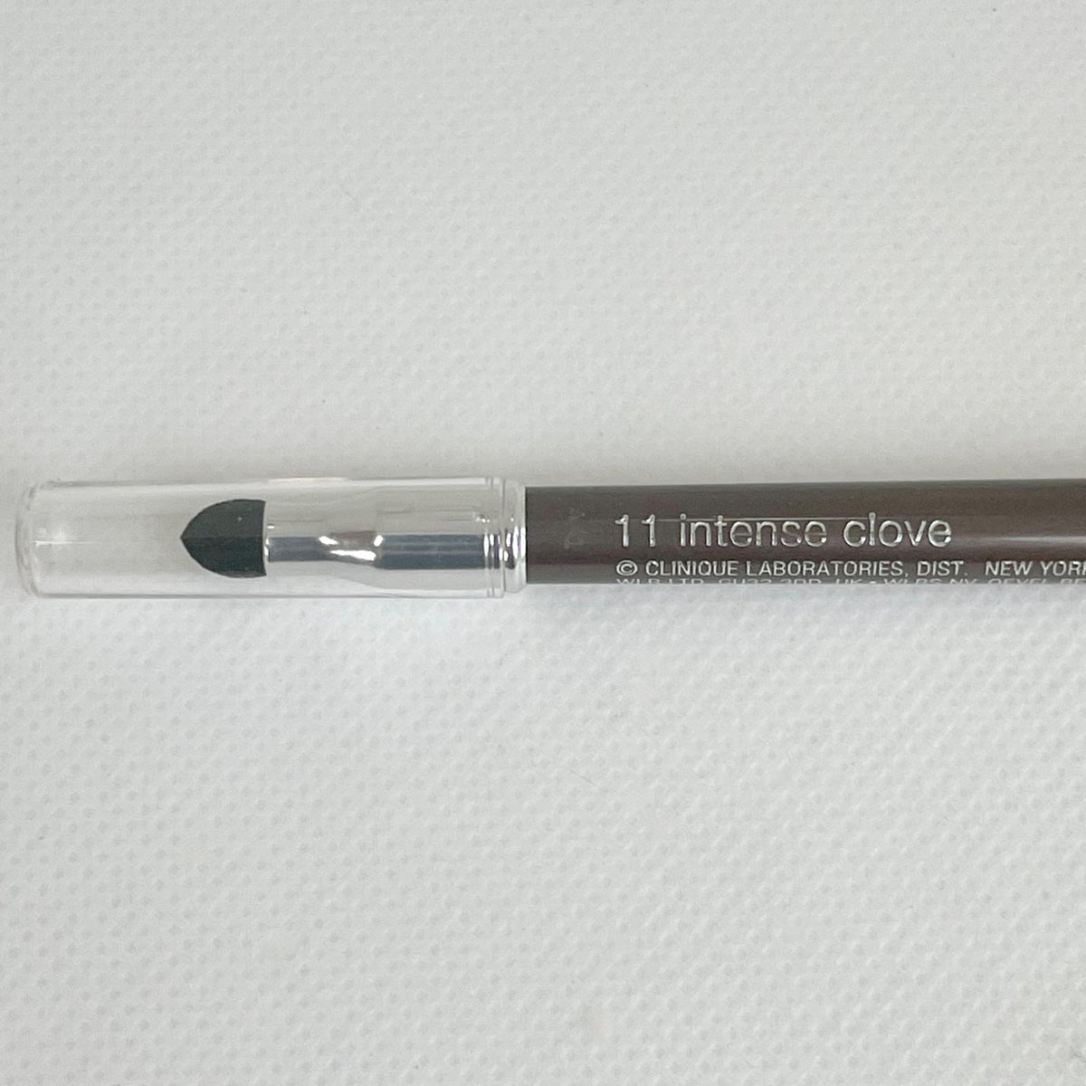 Clinique Quickliner for Eyes Intense Eye Lliner with Smudger - Intense Clove 0.008 oz