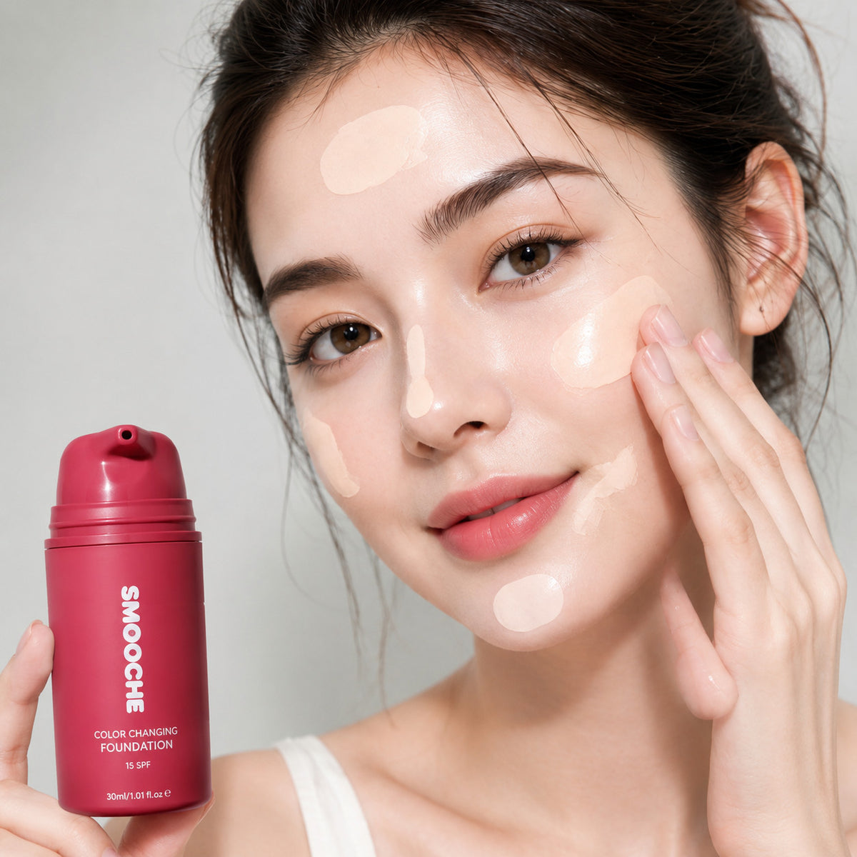 Color Changing Liquid Foundation 30ml for Natural Finish & Skin Tone Adaptation