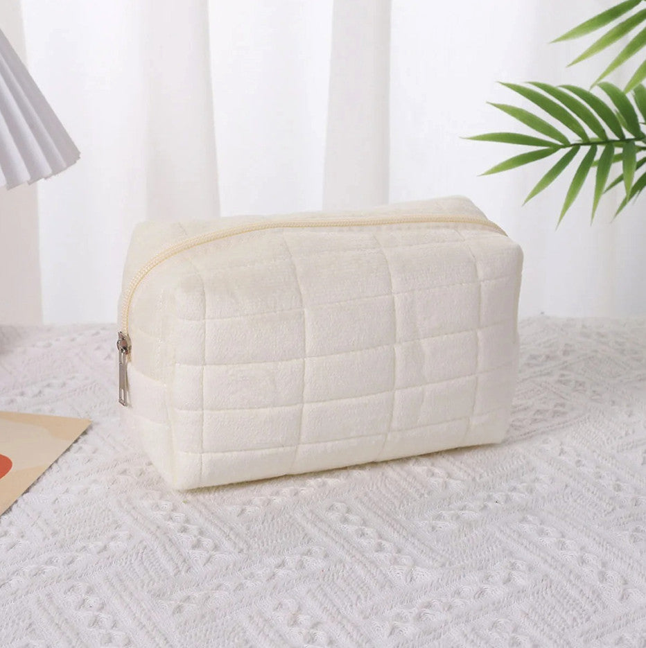 Large Capacity Pillow Shape Makeup Bag with Zipper Travel Organizer