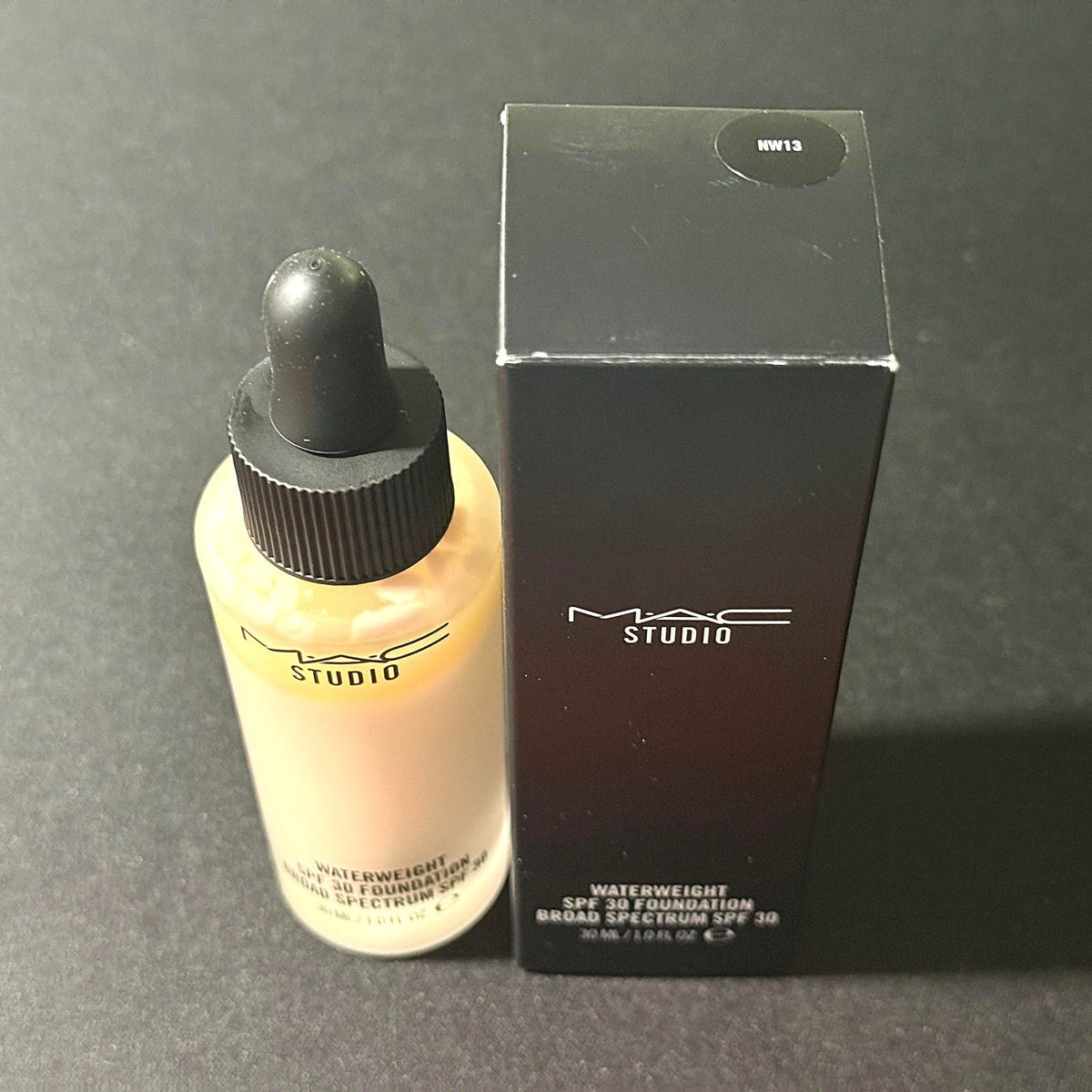Foundation | MAC Studio Waterweight SPF 30 Foundation NW13 1 oz / 30 ml