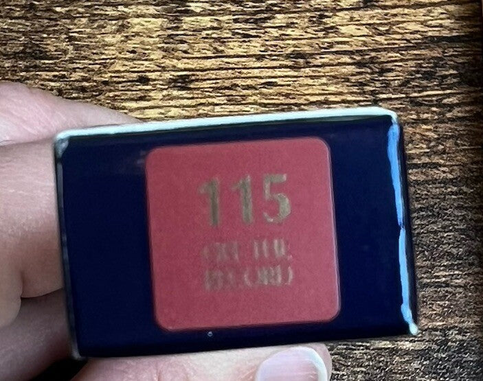 Estee Lauder Pure Color Explicit Silk Matte Lipstick 115 Off The Record