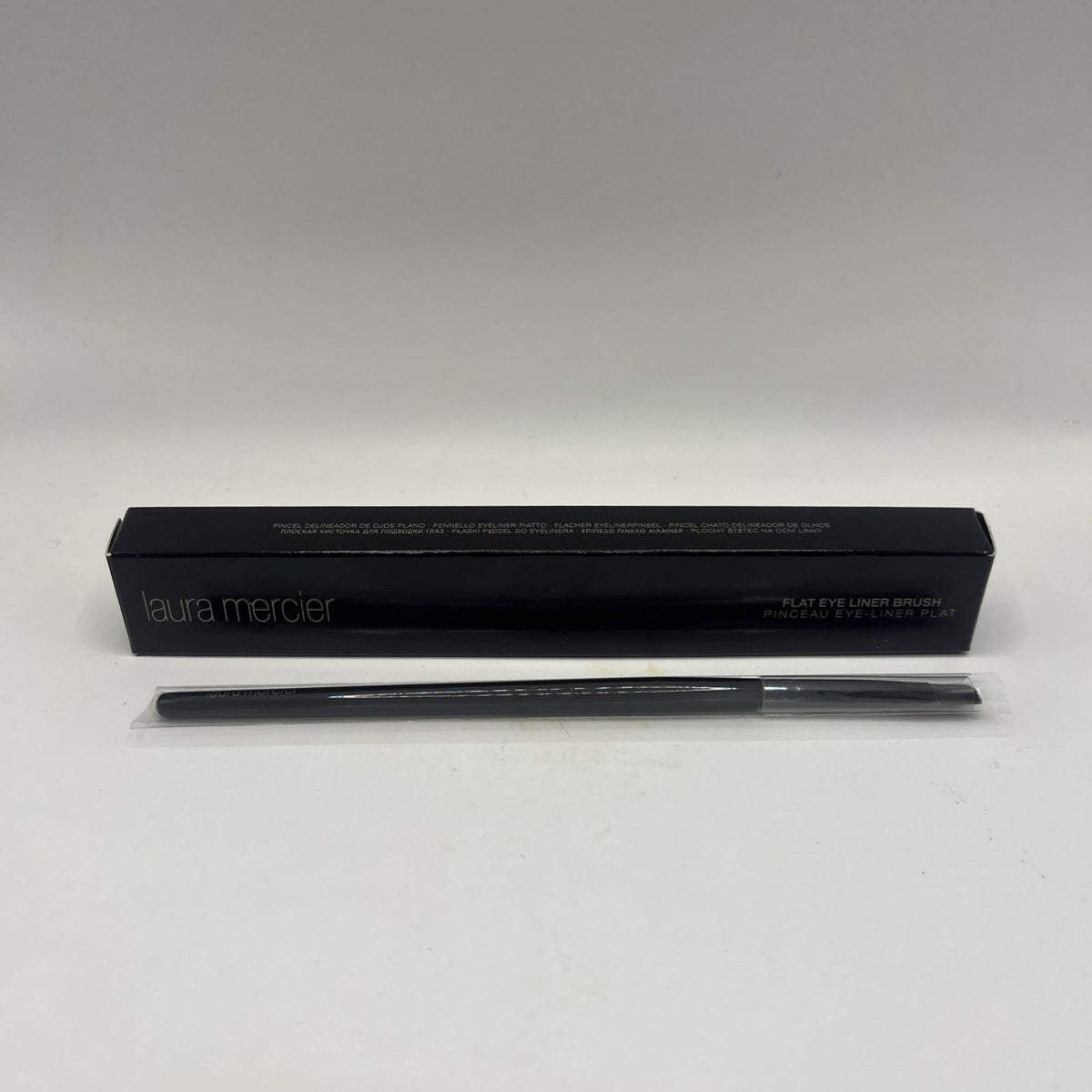 Flat Eye Liner Brush - Synthetic Fiber, Authentic Laura Mercier