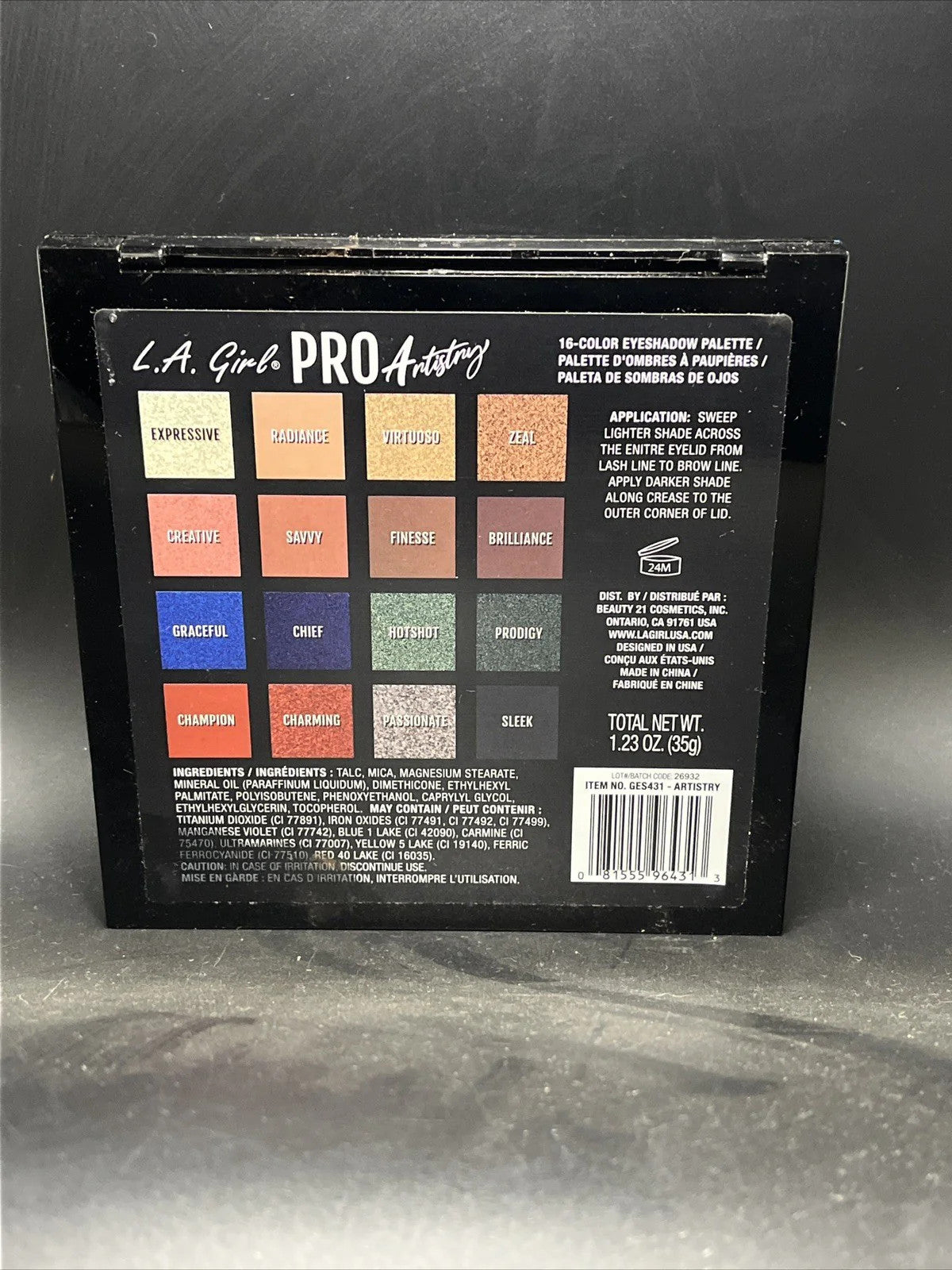 16-Color Eyeshadow Palette for Makeup Artists and Beauty Enthusiasts