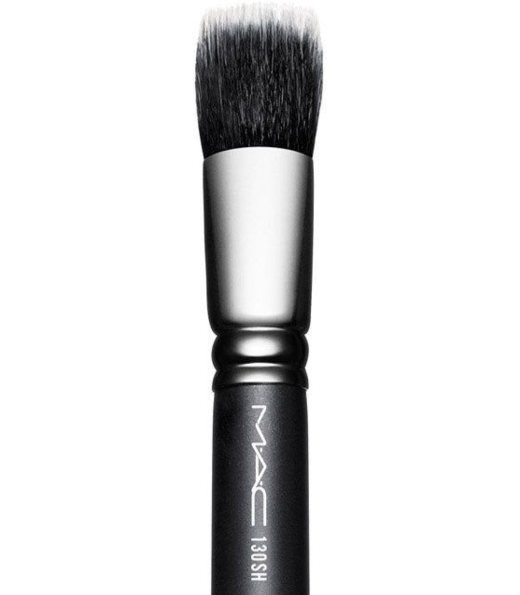 Mac 130SH Short Handle Synthetic Duo Fibre Flat Brush