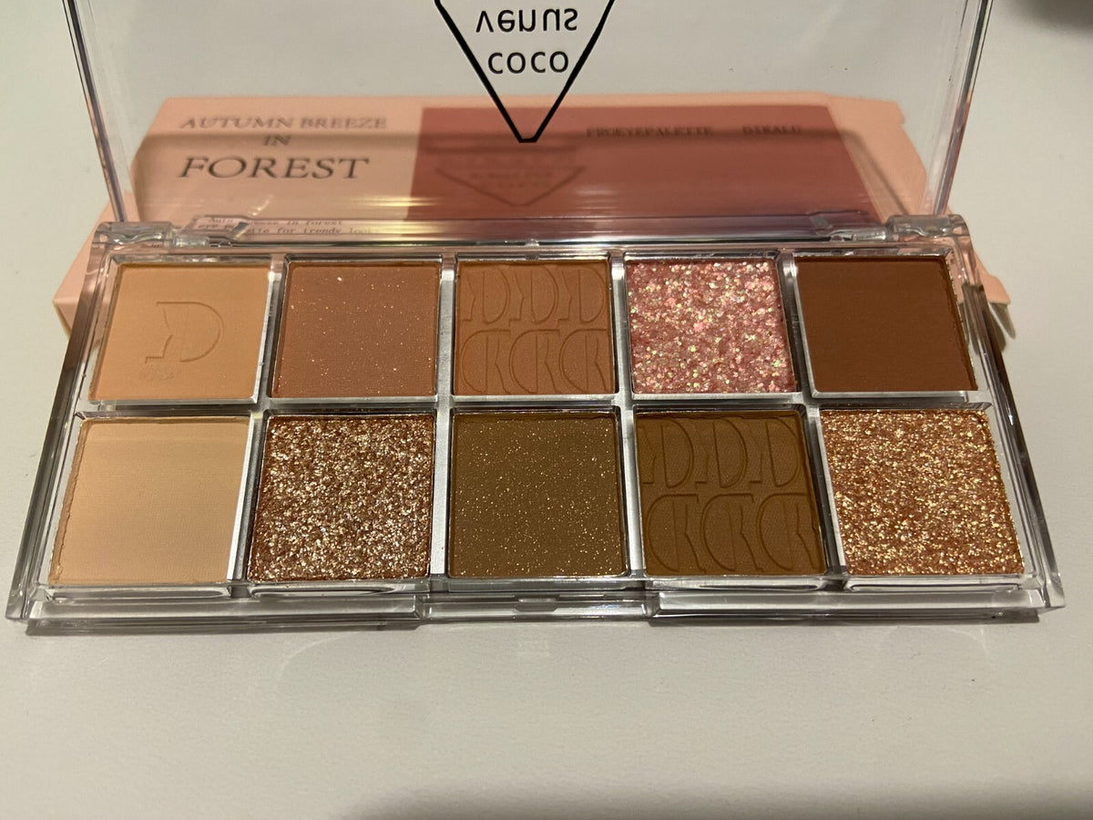 10-Color Glitter Eyeshadow Palette & Makeup Set - Vibrant Eye Makeup Collection