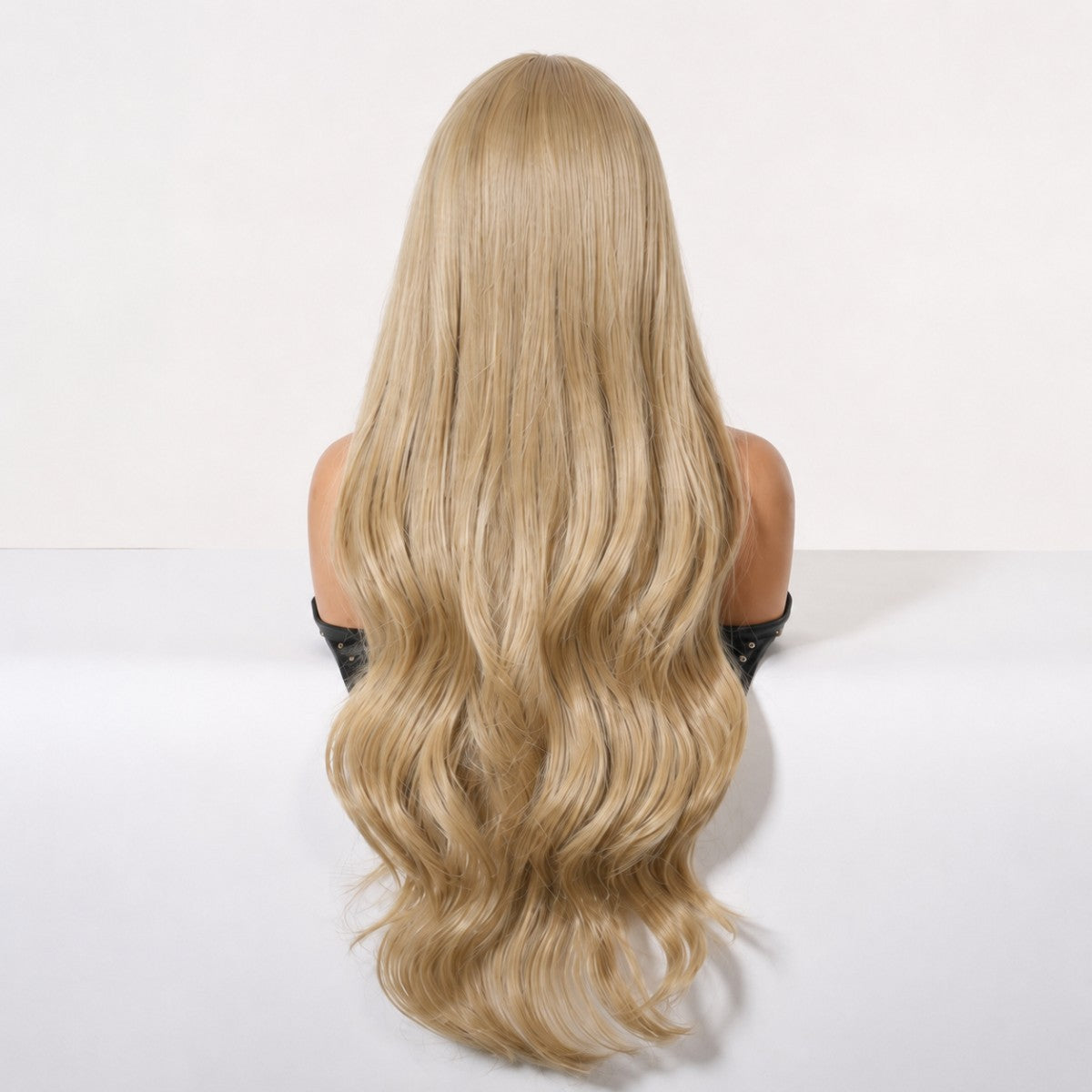 Long Wavy Synthetic Hair Wig - Light Blonde Cosplay Party Wig with Bangs