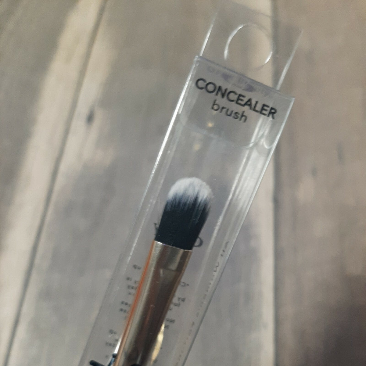 Concealer Makeup Brush for Flawless Face Application - Hypoallergenic Vegan Synthetic