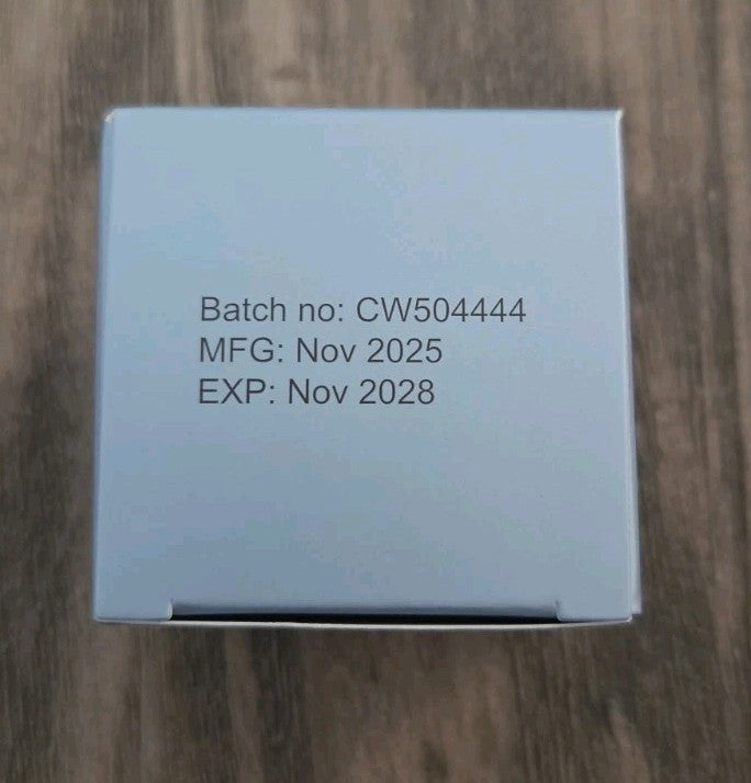 White Hairline Powder for Instant Coverage - 0.10 oz
