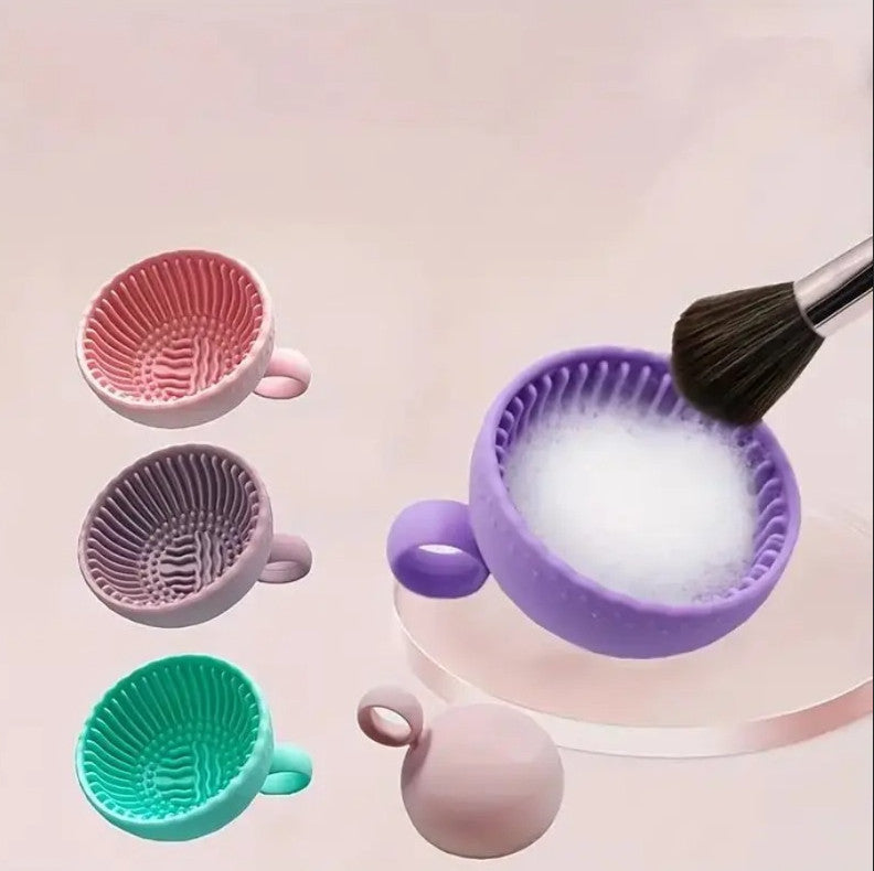 Makeup Brush Cleaner Silicone Scrubber Non-Slip Cleaning Bowl - Effortless Deep Cleaning