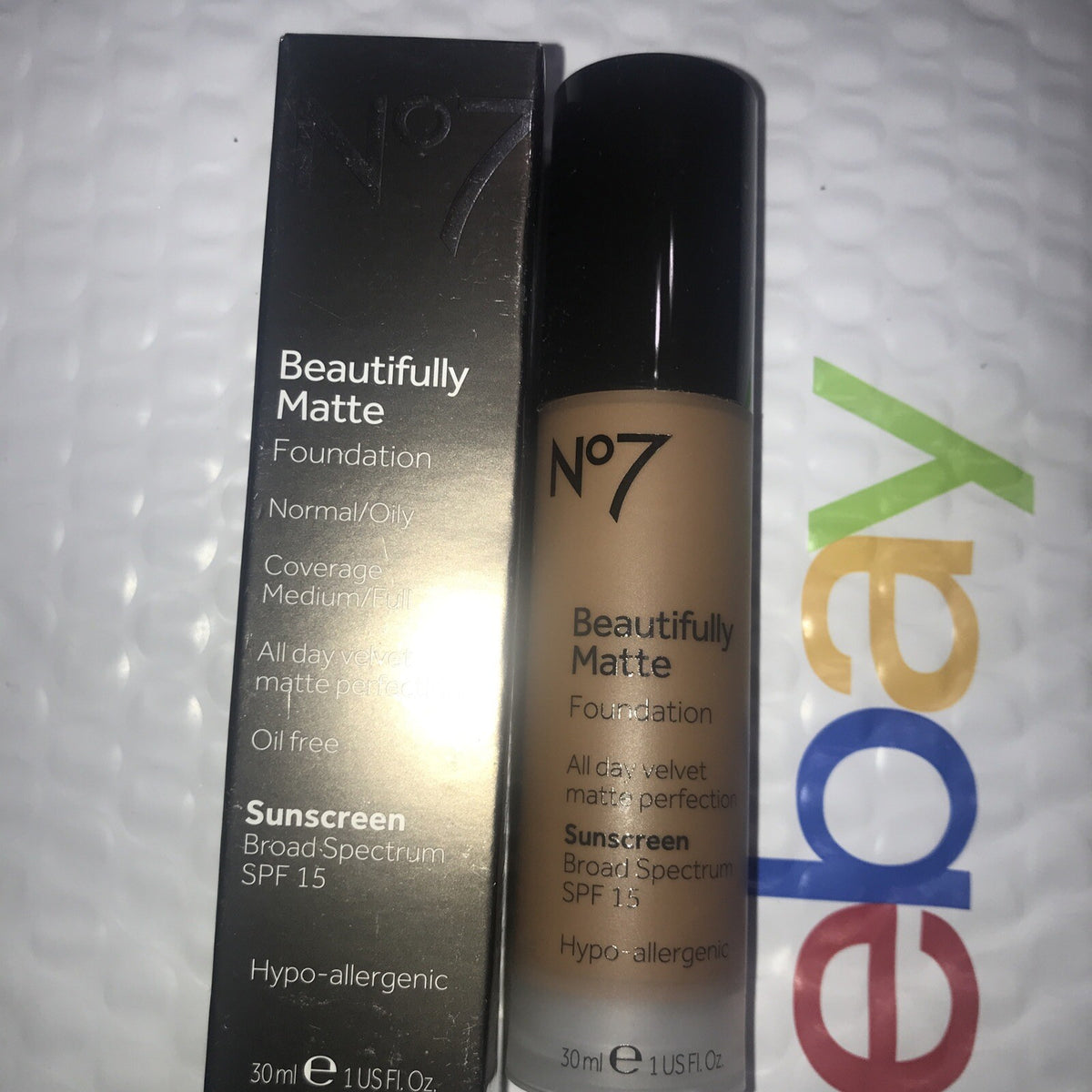 Long Lasting Matte Foundation for Normal to Oily Skin SPF 15 - Chestnut