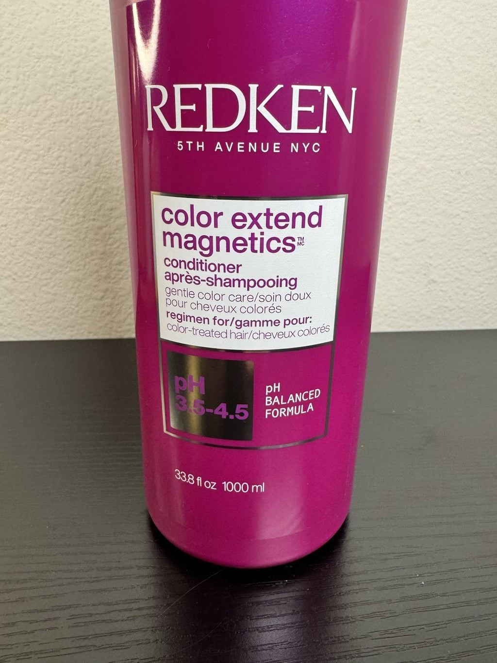 Redken Color Extend Magnetics Sulfate-Free Conditioner 33.8 Oz