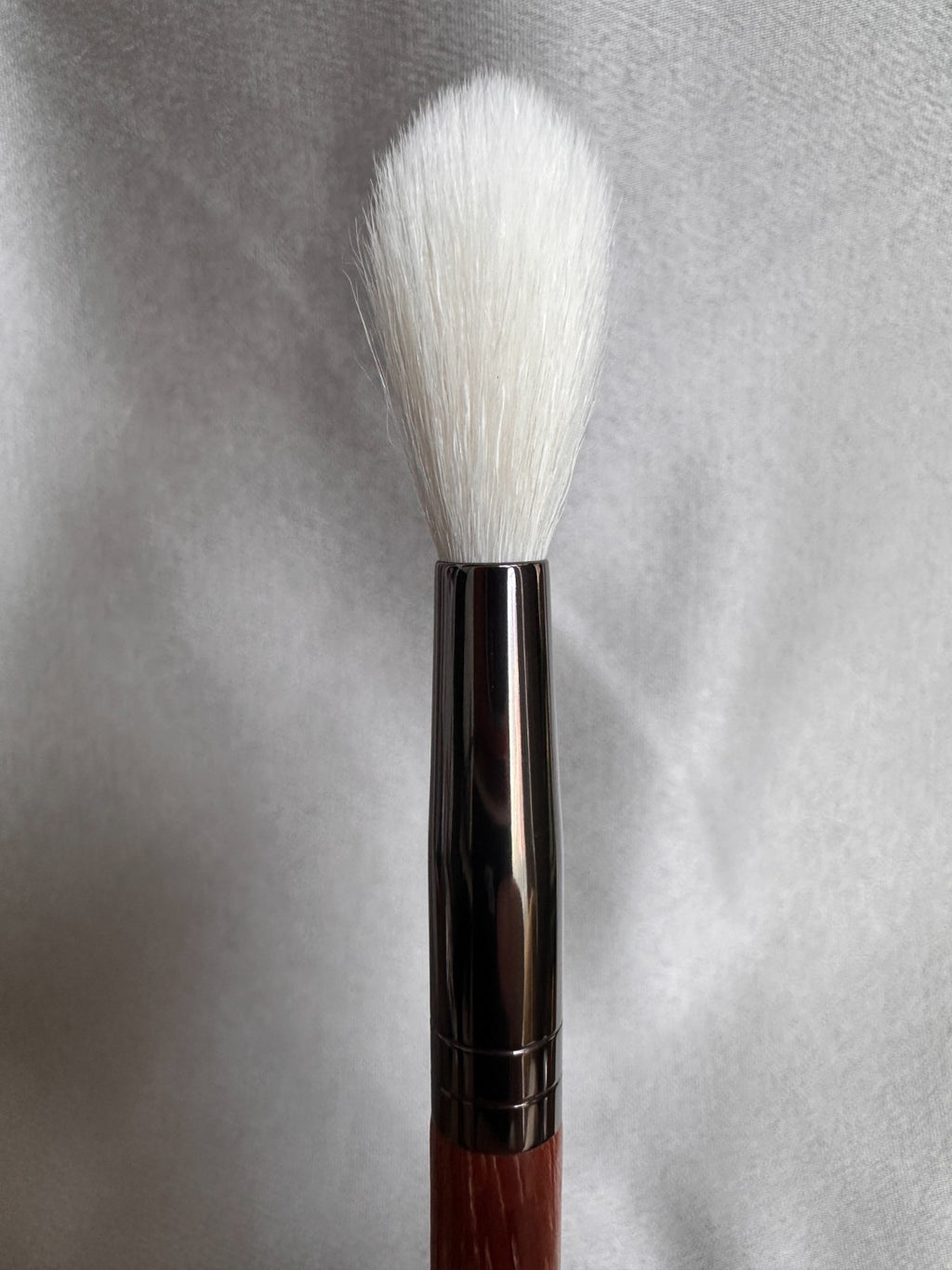 Goat Hair Highlighter Contour Brush – Precision Face Makeup Tool