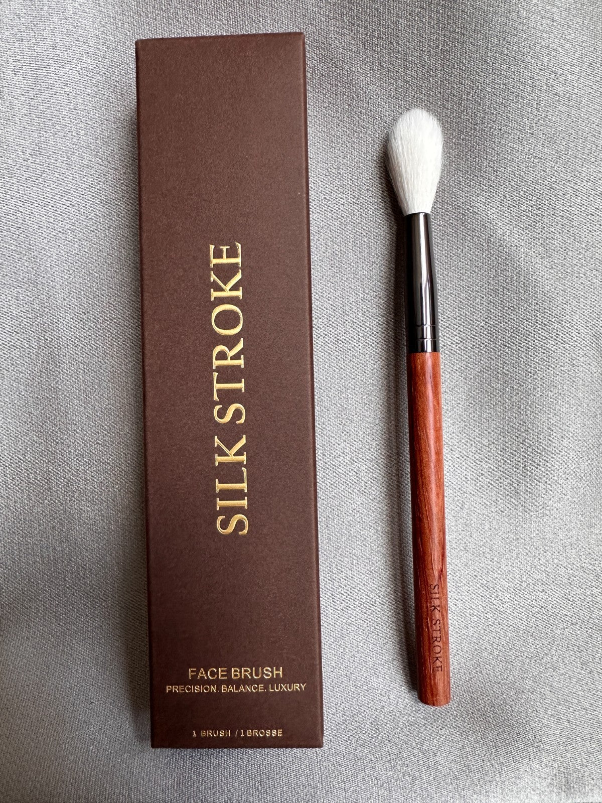 Goat Hair Highlighter Contour Brush – Precision Face Makeup Tool