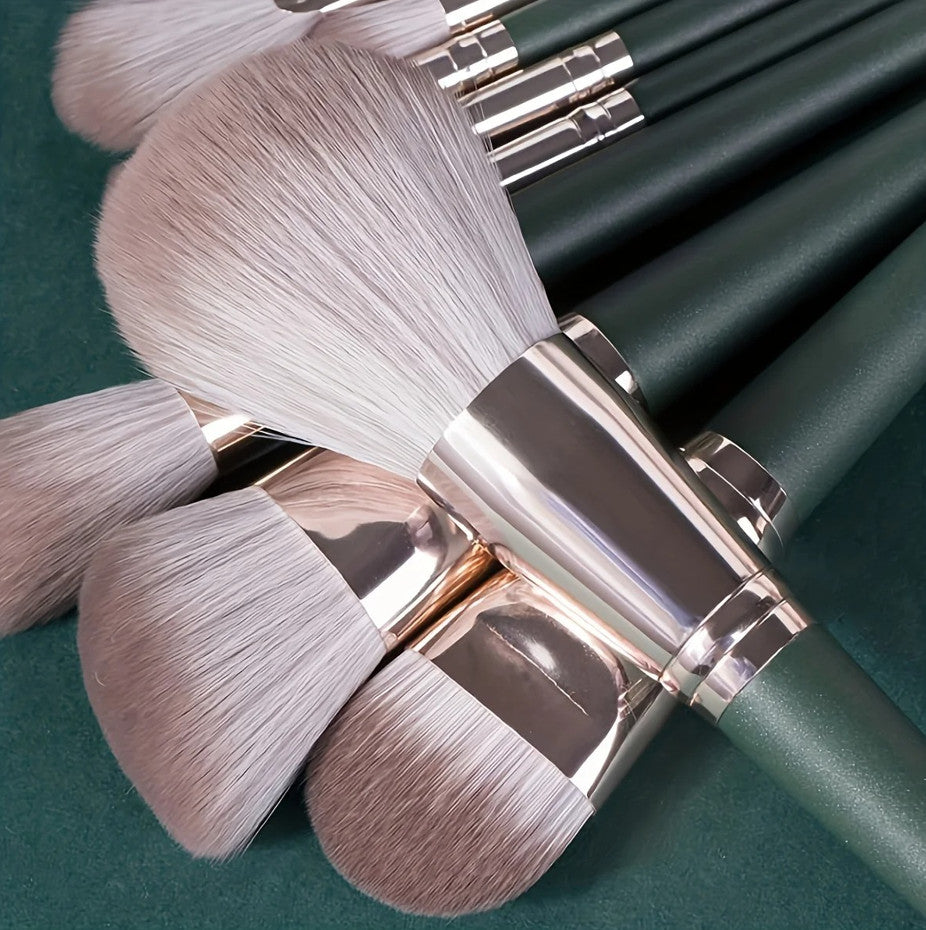 14-Piece Makeup Brush Set - Professional Face & Eye Brushes