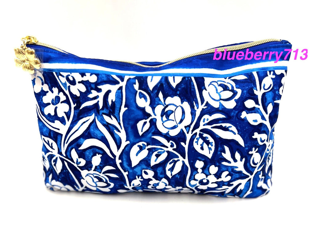 2 Pack Makeup Bags with Zipper - Blue & White Flower Print Cosmetic Storage
