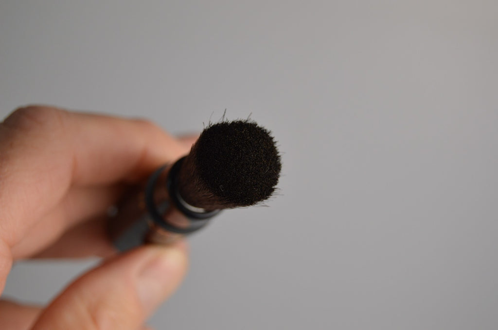 Elizabeth Arden Portable Powder Brush – Brand New NIB Face Makeup Tool