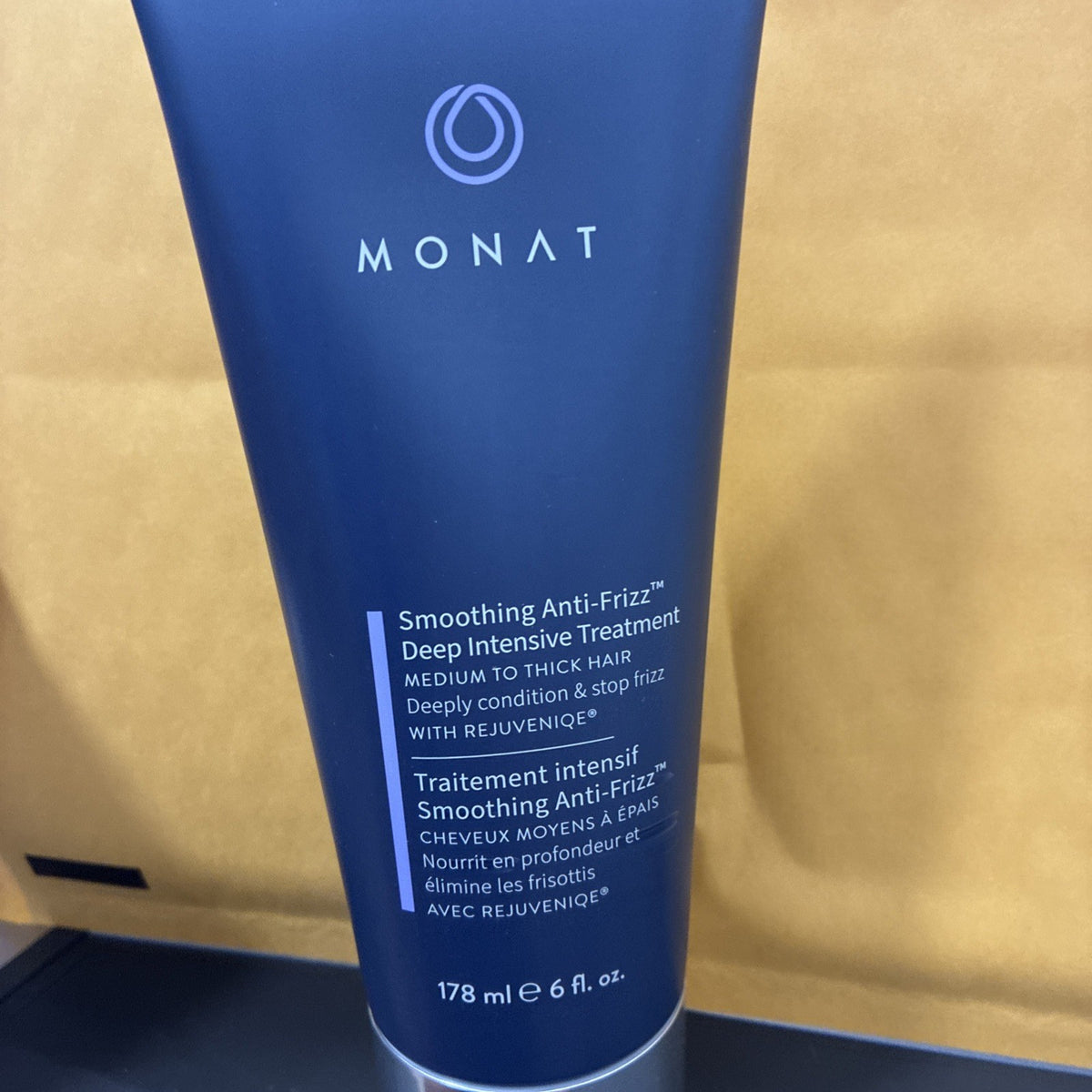 Monat Smoothing Anti-Frizz Deep Hair Treatment 6 fl oz - New & Sealed