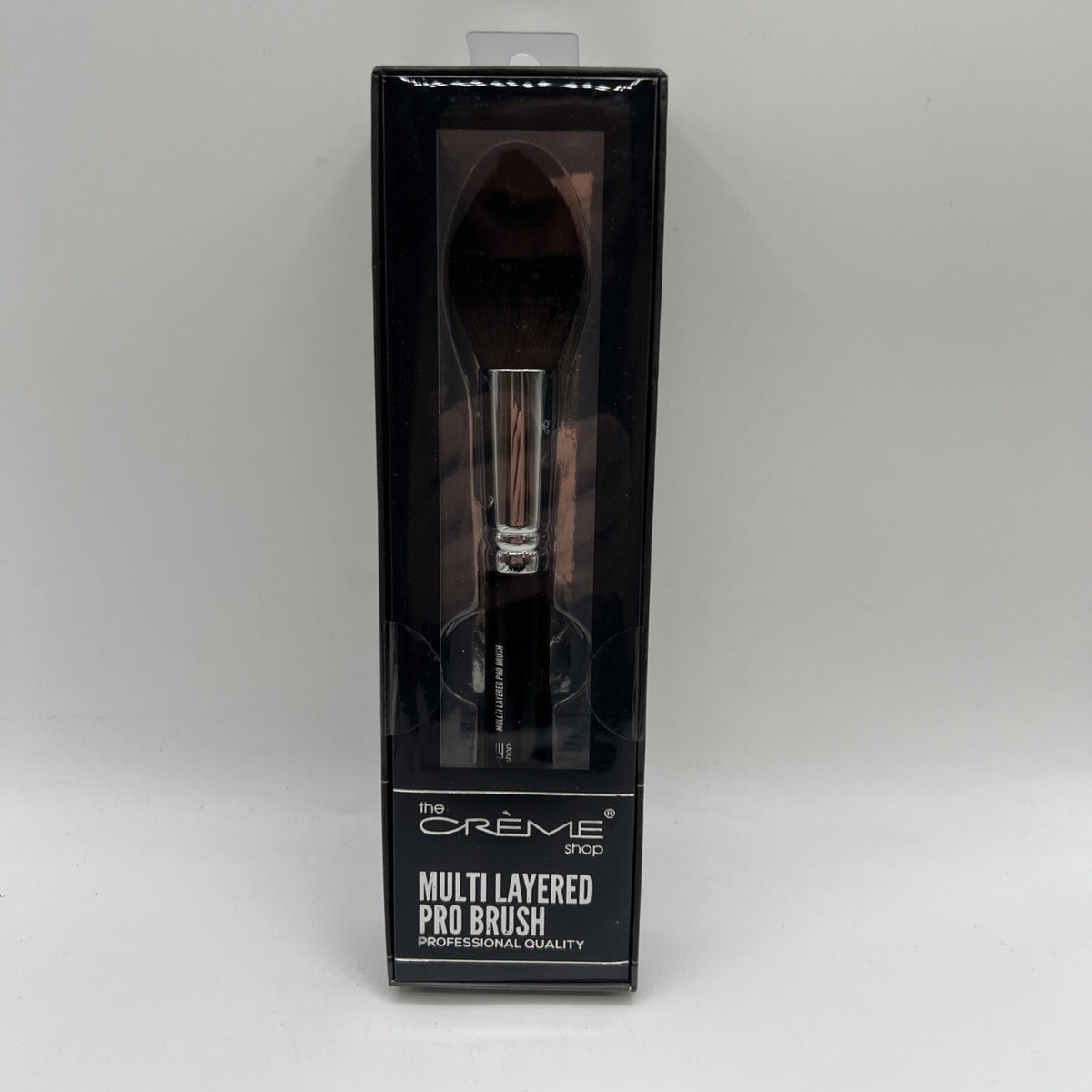 Multilayered Pro Makeup Brush for Cosmetics Application
