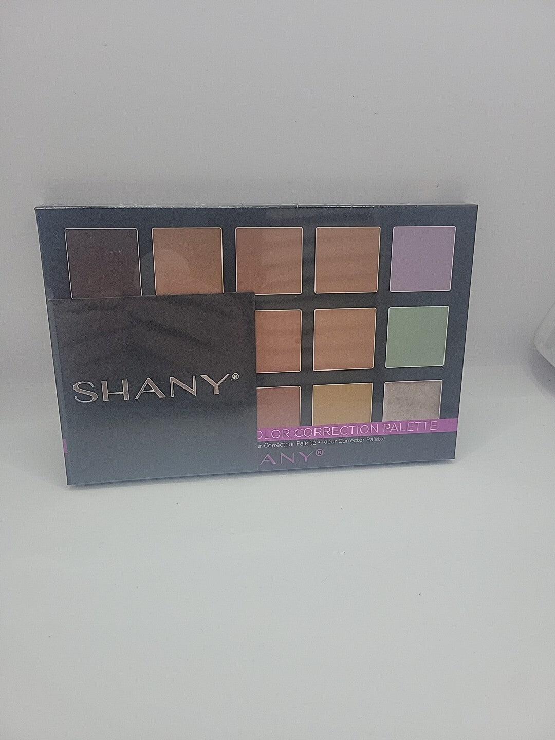 4-Layer Contour and Highlight Makeup Set with Refills - Factory Sealed