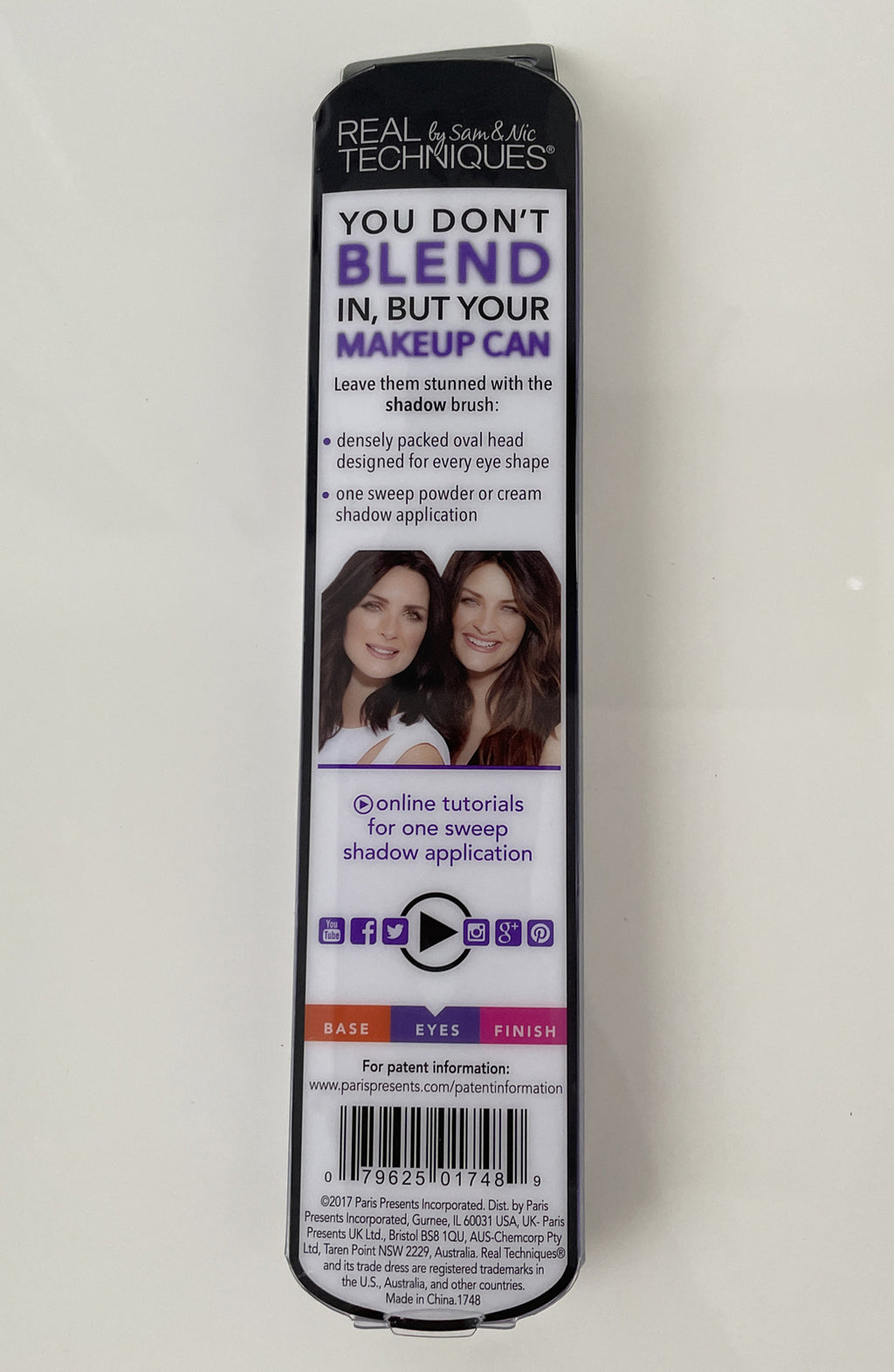 Real Techniques Blend & Blur Shadow Brush 01748 One Sweep Shadow Application