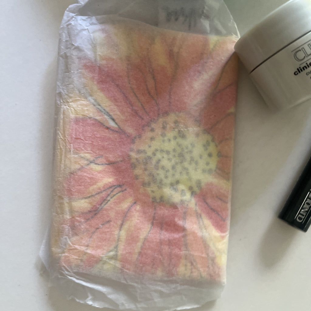 Clinique Makeup Gift Set - Vintage Spring 2016 7-Piece Includes Makeup Bags