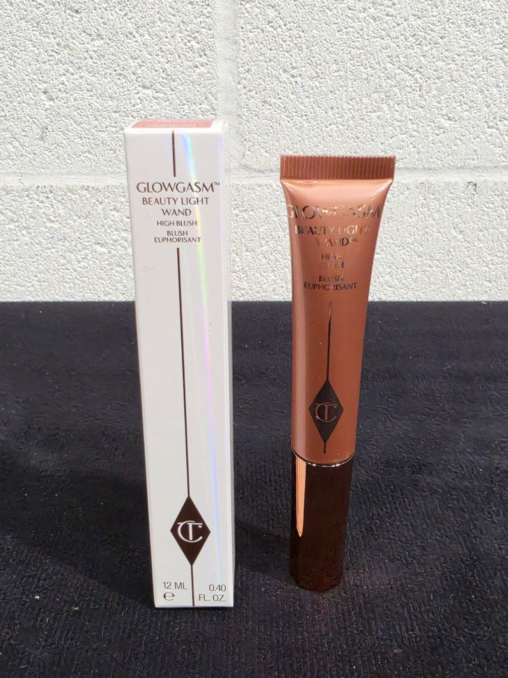 Charlotte Tilbury Glowgasm Light Wand Pinkgasm 12ml Highlight & Blush