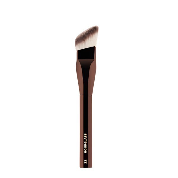 Angled Liquid Foundation Brush for Flawless Makeup Blending - Hourglass No.022