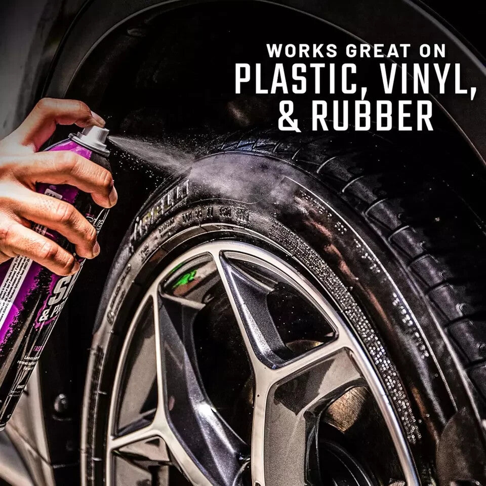 Long-Lasting Car Shine & Protectant Spray - Clear Gloss Finish