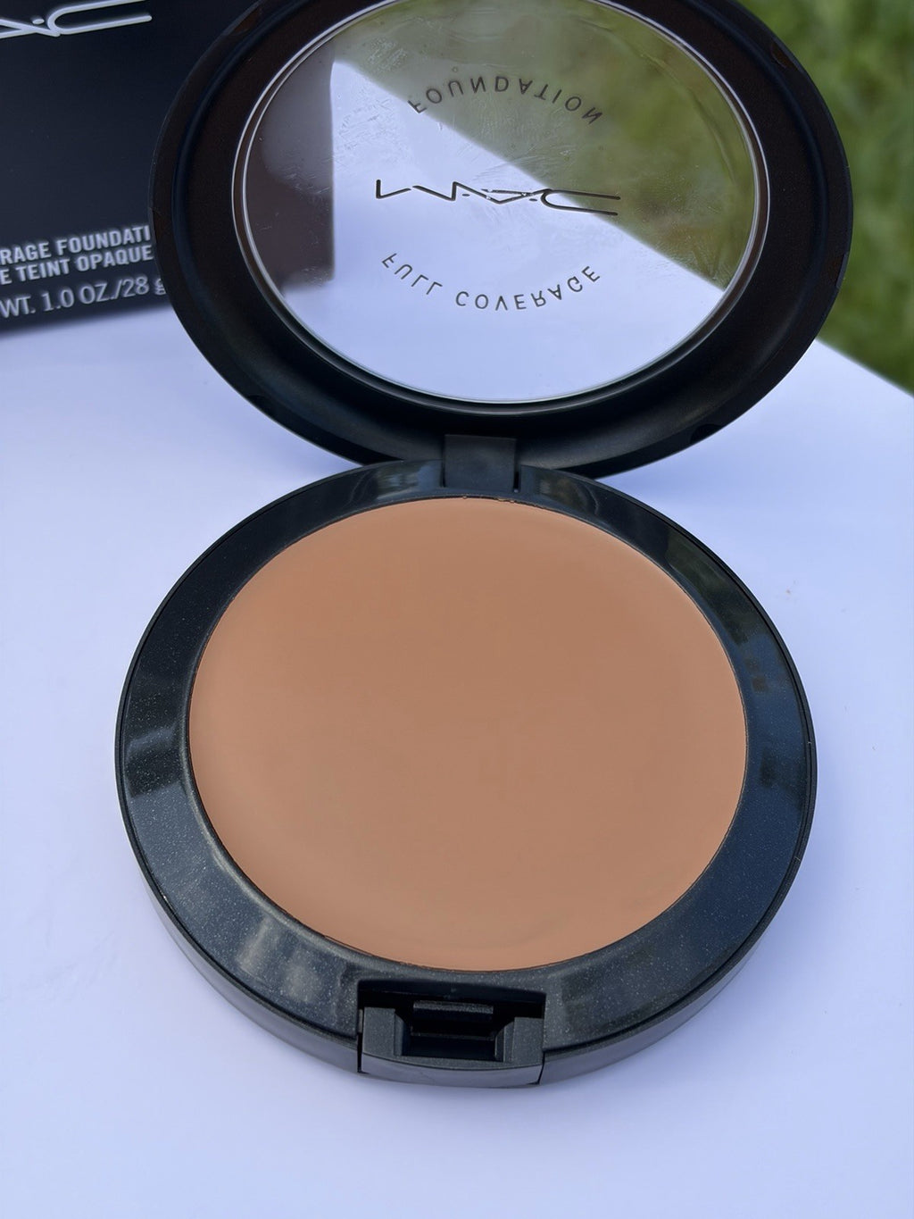 MAC Full Coverage Foundation Creamy Compact NW35 – 1oz, New in Box