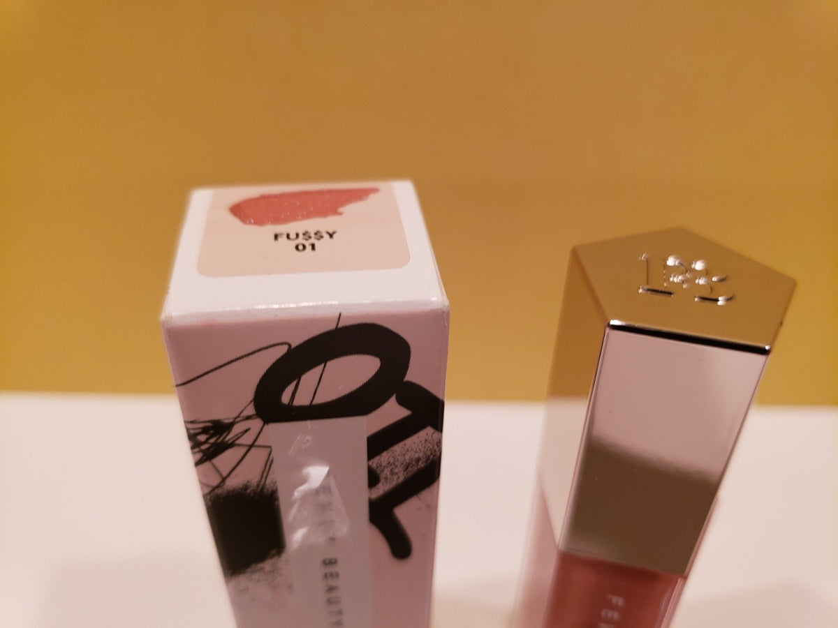 Fenty Gloss Bomb Oil N Gloss Lip Oil Shine & Glow 01 Fu$$y NIB