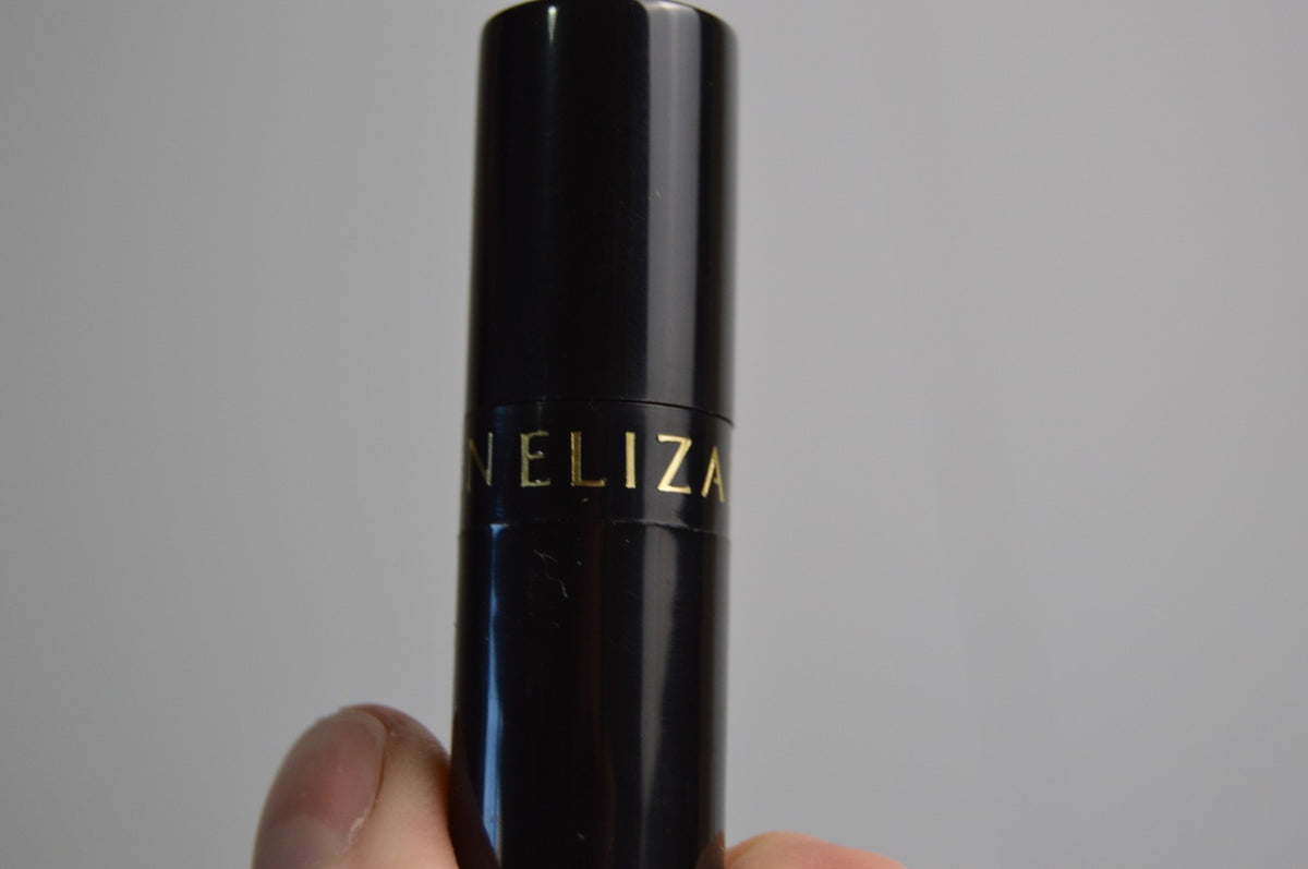 Elizabeth Arden Portable Powder Brush – Brand New NIB Face Makeup Tool