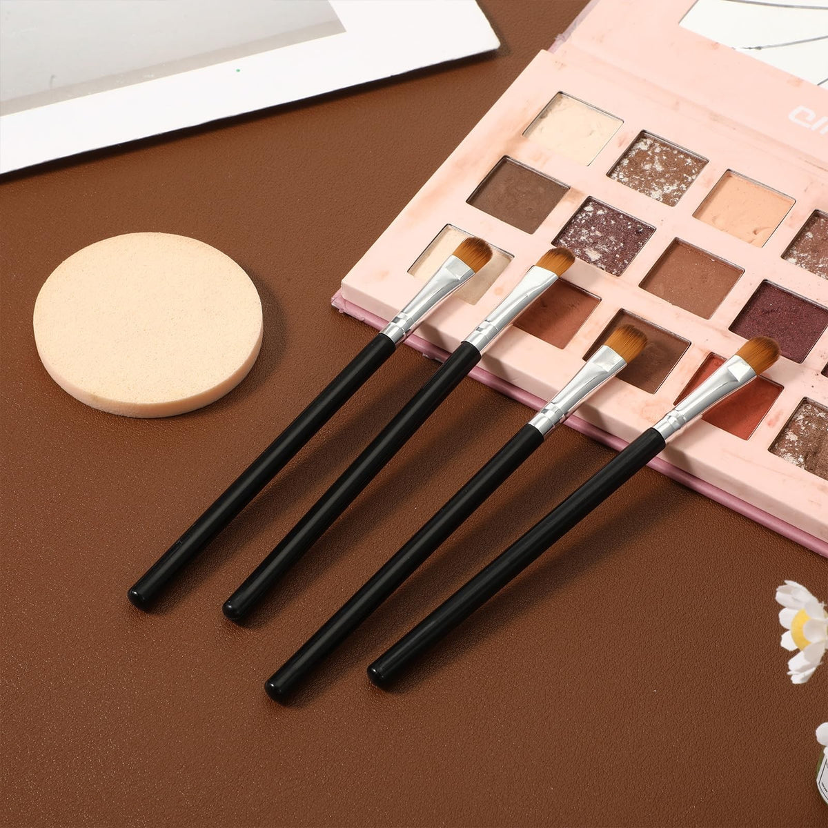 12-Piece Flat Concealer & Eyeshadow Brush Set Small Makeup Tools