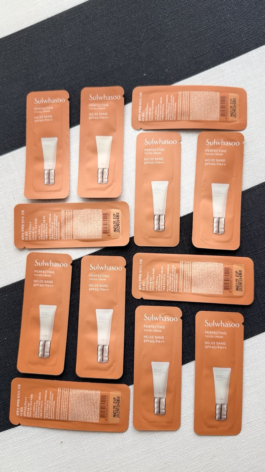 Tinted BB Cream SPF40 No.03 Sand - Natural Cover & Glowing Finish, 24pcs