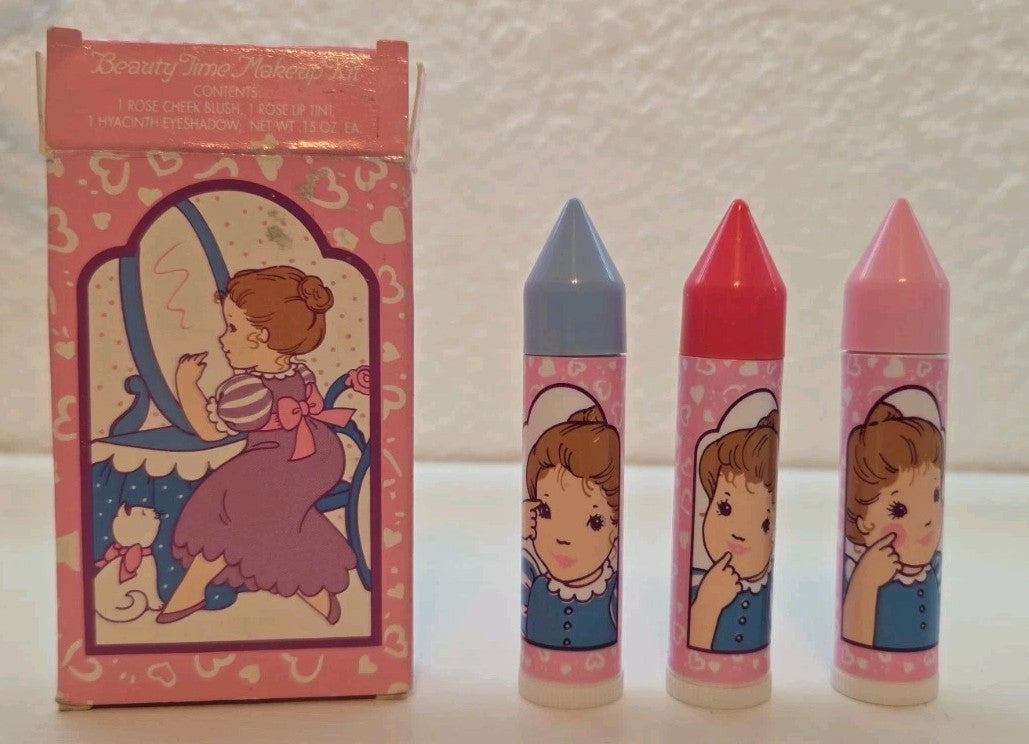 Avon Vintage Beauty Time Makeup Kit Set with Blush Lip Tint Eyeshadow