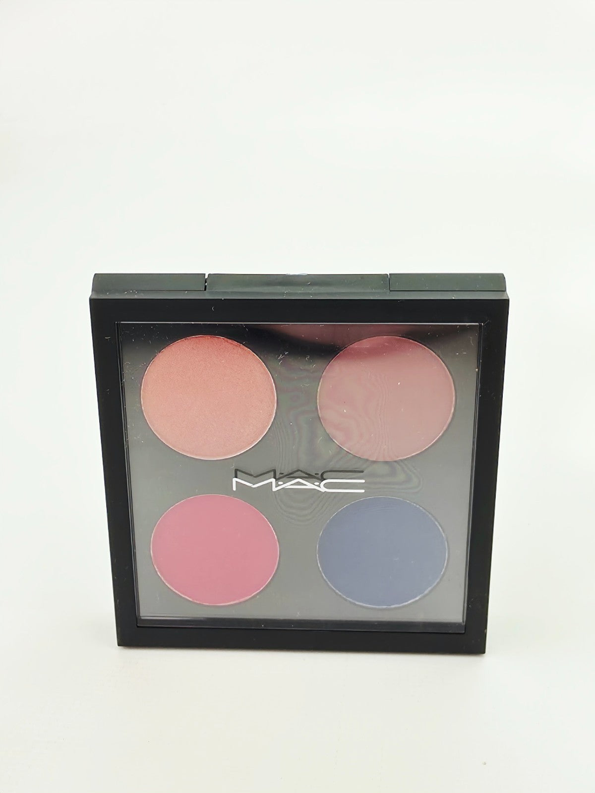 MAC Eye Shadow 4-Palette Play With Me Pressed - Discontinued