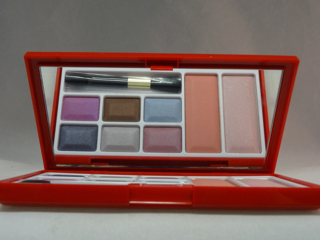 Elizabeth Arden Red Door Palette - 6 Eyeshadows & 2 Blushes, New