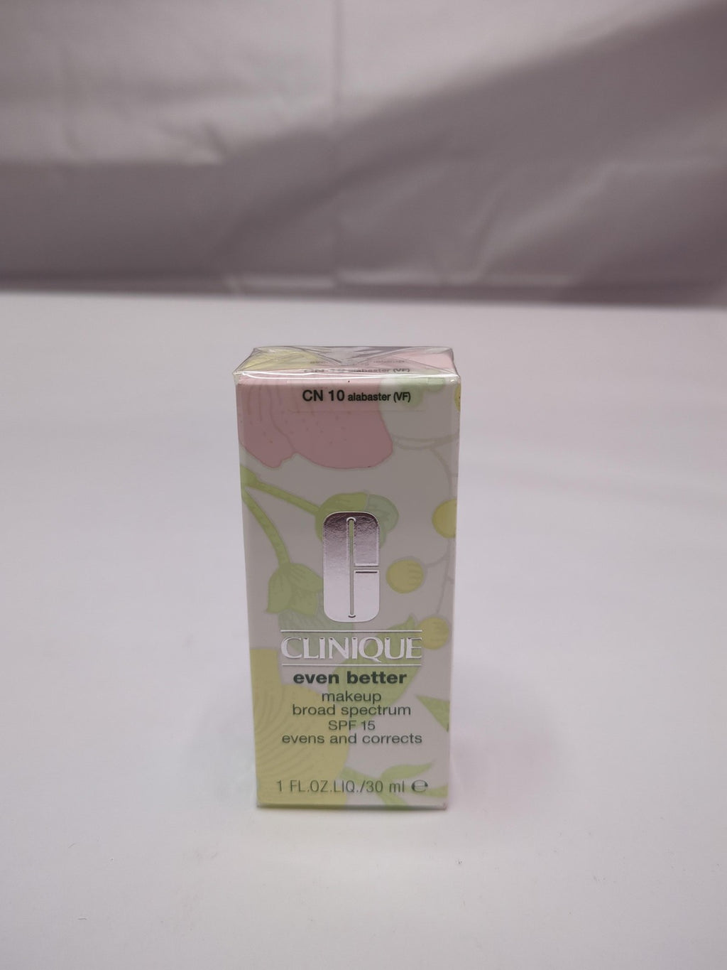 Liquid Foundation SPF 15 with Vitamin C for Dry & Oily Skin – Medium Coverage