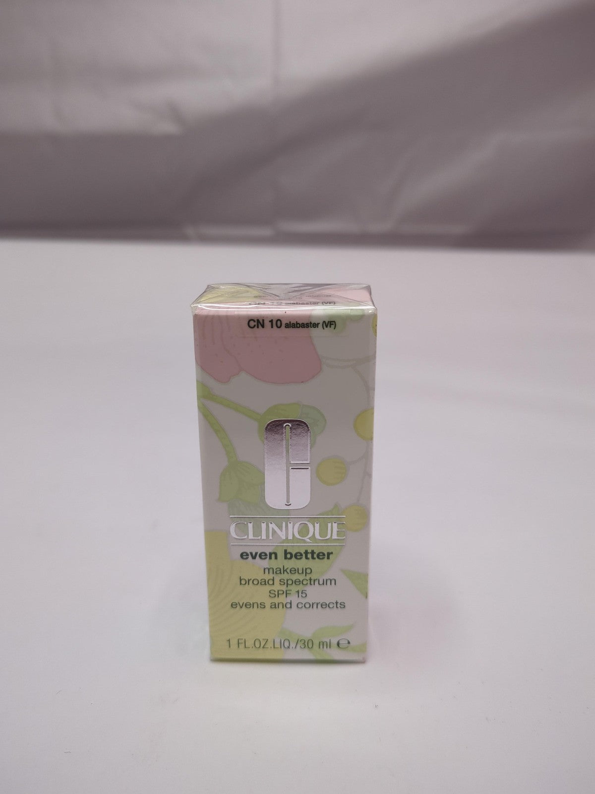 Liquid Foundation SPF 15 with Vitamin C for Dry & Oily Skin – Medium Coverage