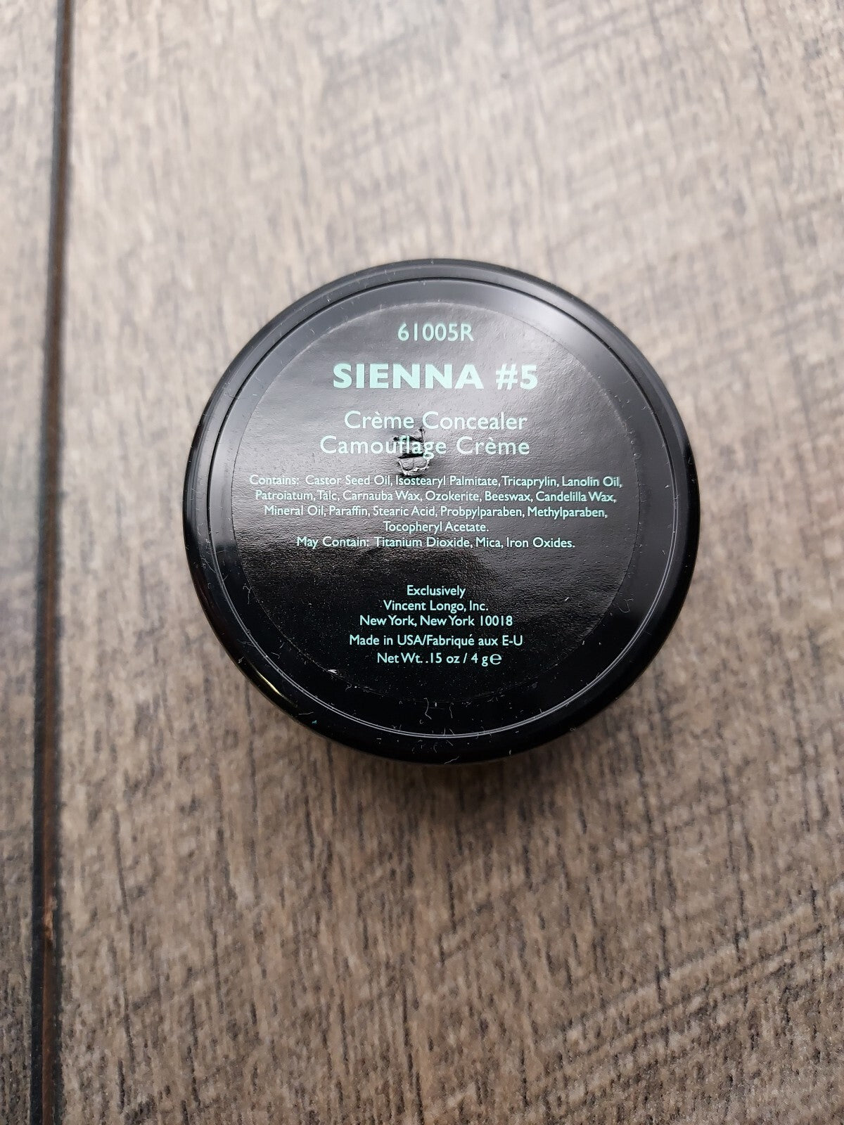Vincent Longo Creme Concealer Sienna #5 - Face Makeup for Flawless Skin