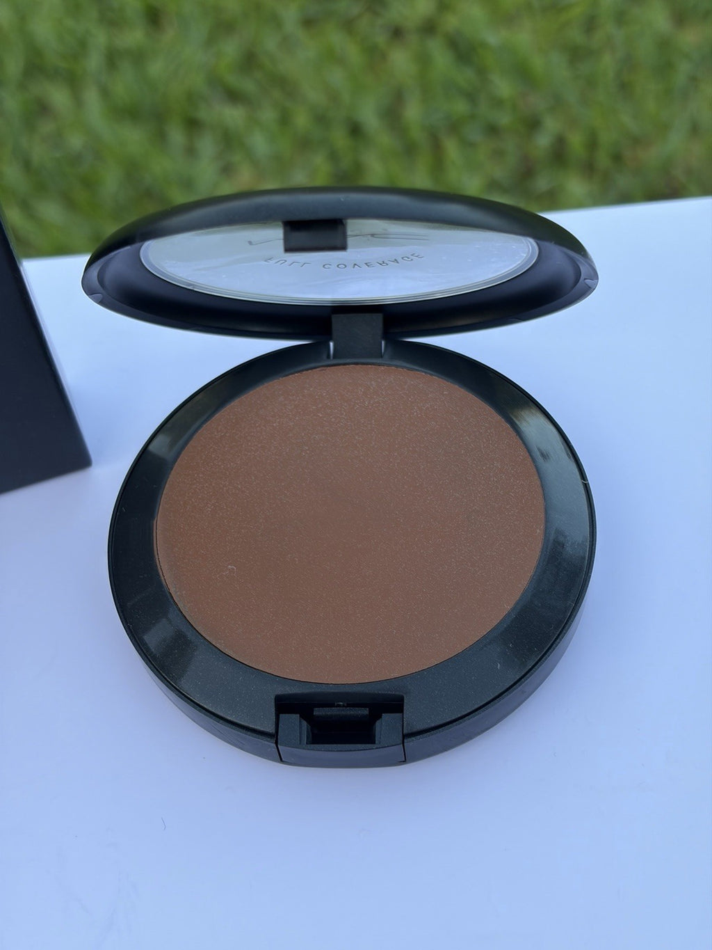 MAC Full Coverage Foundation Creamy Compact NW35 – 1oz, New in Box
