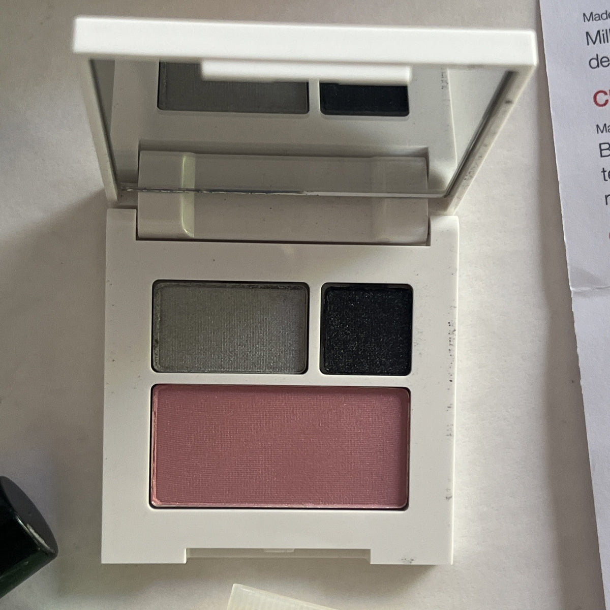 Clinique Makeup Gift Set - Vintage Spring 2016 7-Piece Includes Makeup Bags