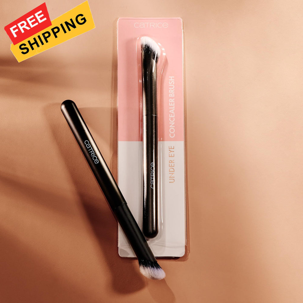 Under Eye Concealer Brush - Angled Makeup Tool for Precise Blending