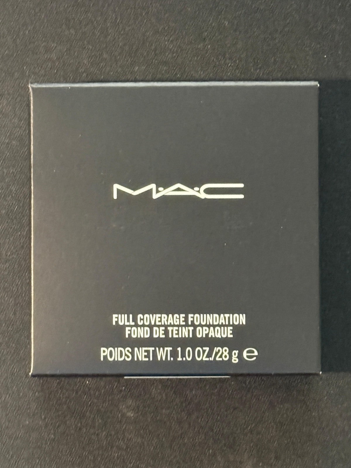 MAC Full Coverage Foundation W10 - 1 oz / 28 g