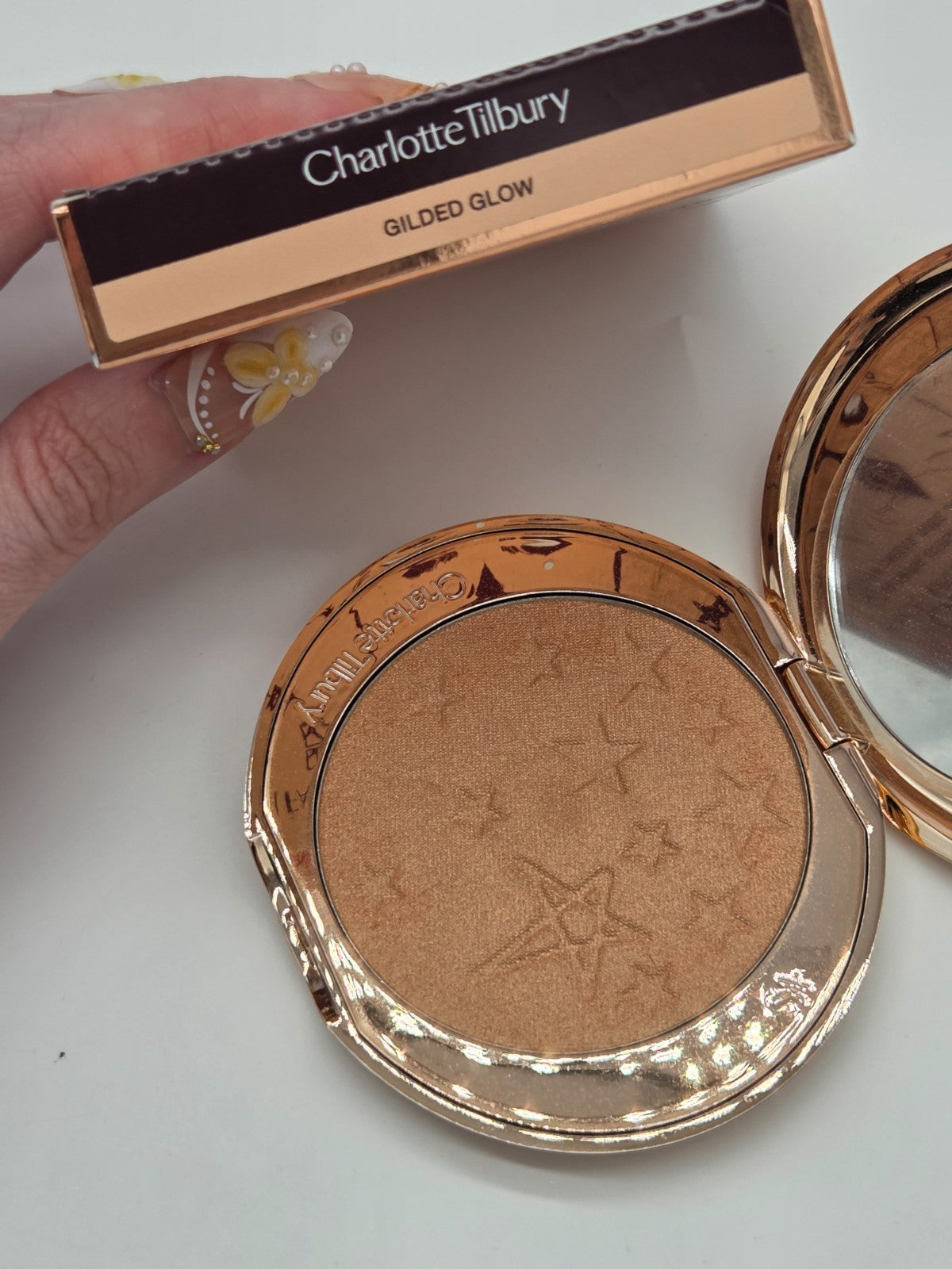 Charlotte Tilbury Glow Glide Face Highlighter - Custom Shade