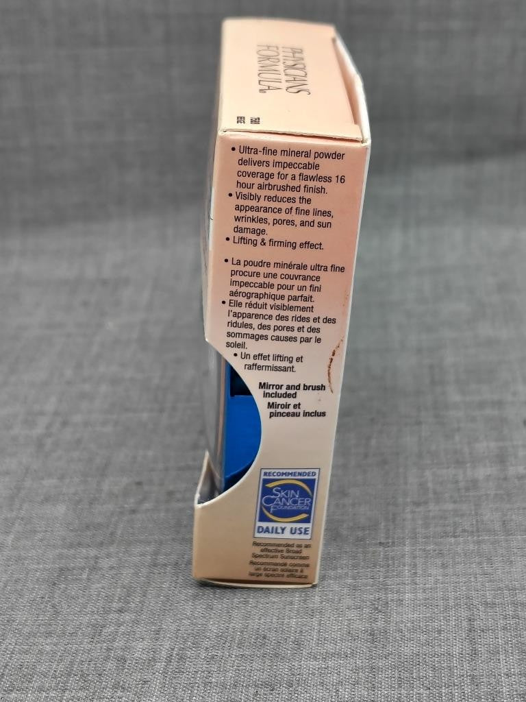Mineral Wear Talc-Free Pressed Powder Beige - Flawless Airbrushing Finish