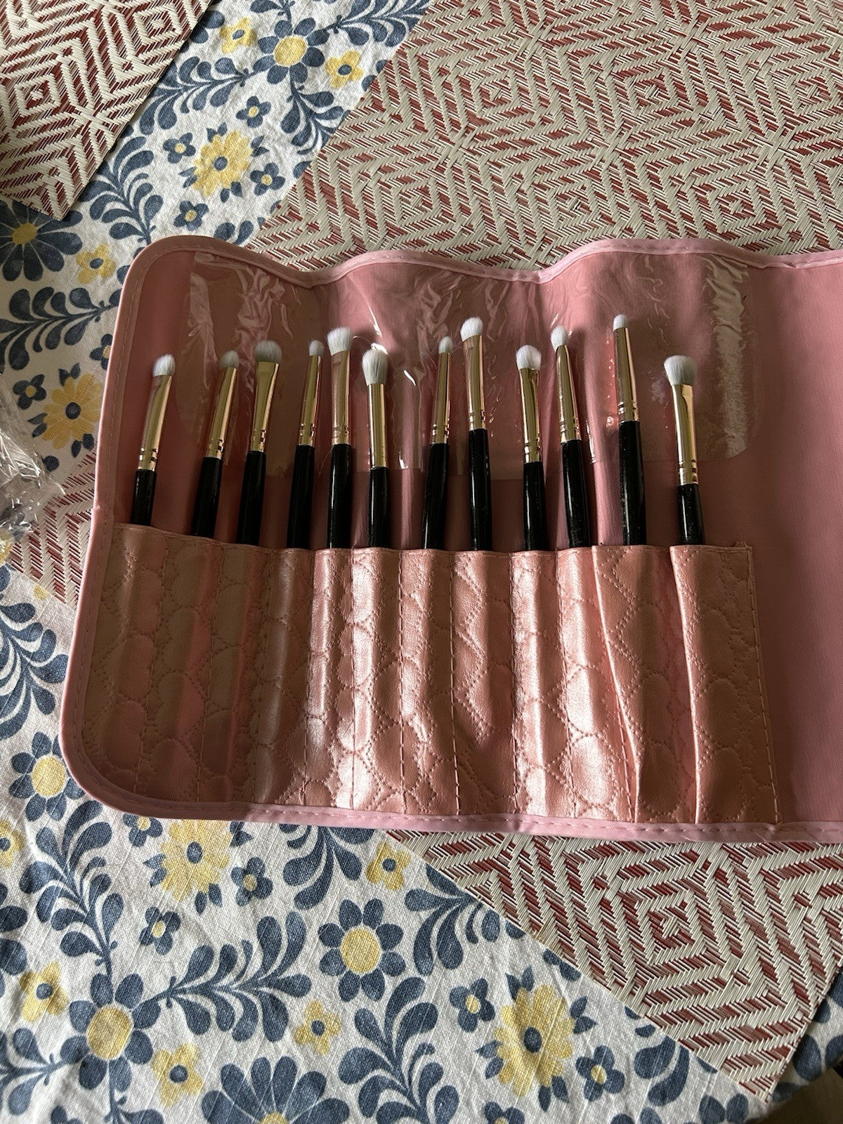 12-Piece Professional Makeup Brush Set with Quilted Carrying Case